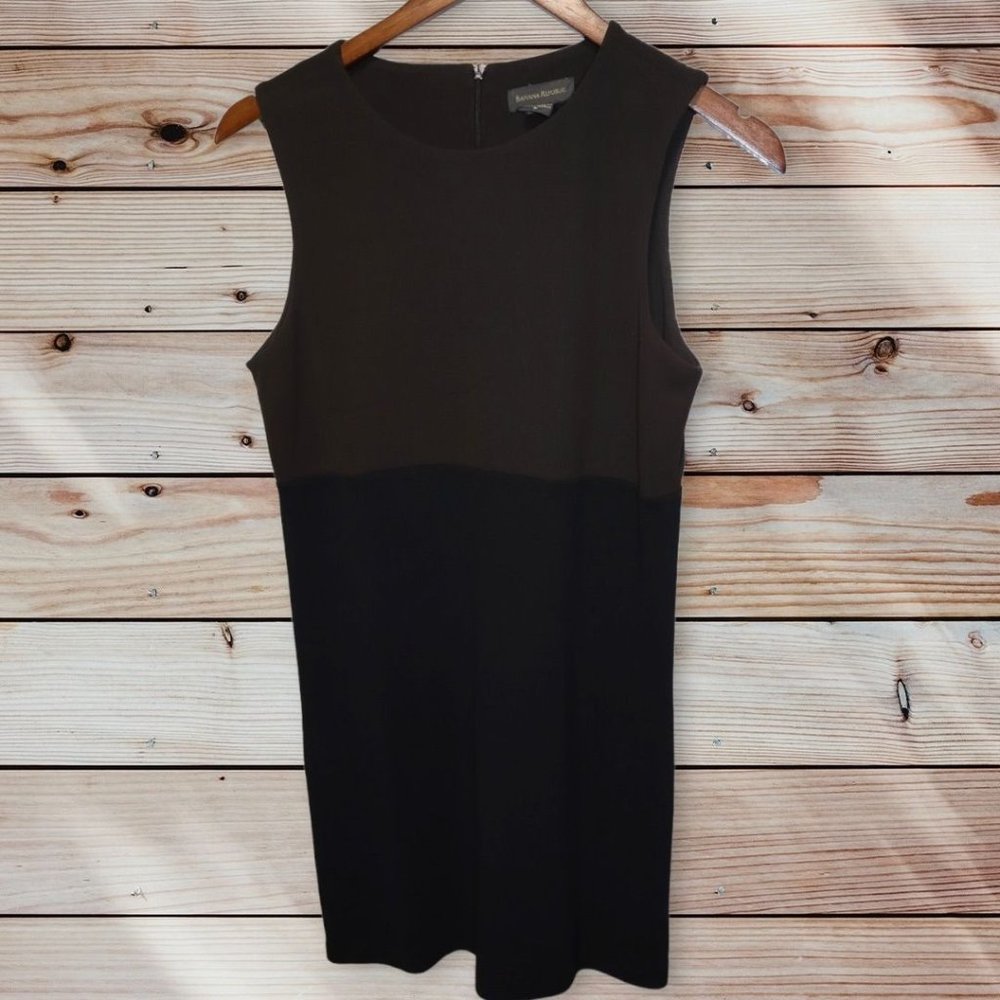 Banana Republic Olive Green and Black Sleeveless Sheath Dress